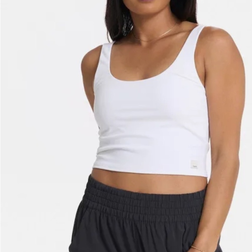 Vuori women’s daily crop